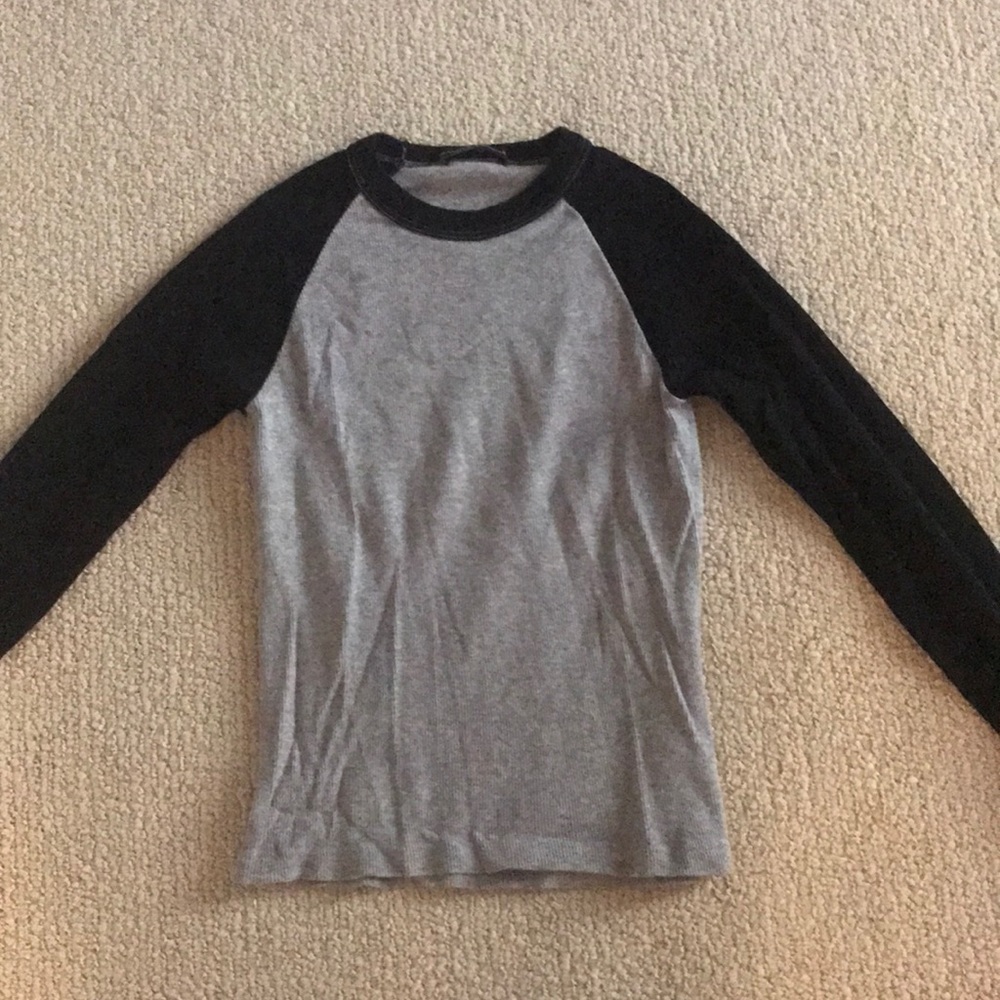 Brandy Melville shirt